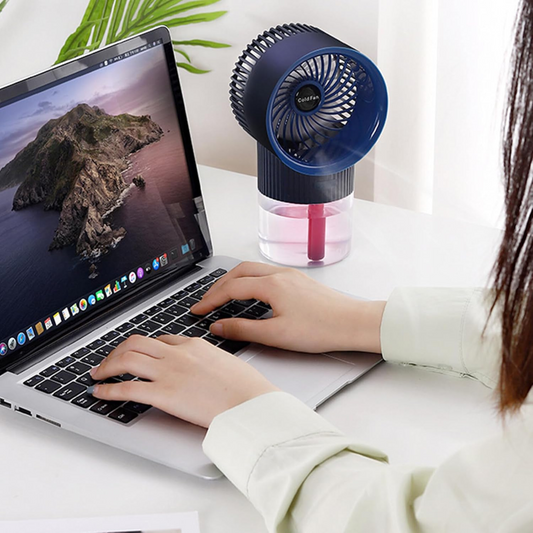 مروحة مكتب شخصية صغيرة مزودة بخزان مياه ورذاذ، ومروحة تبريد قابلة لإعادة الشحن عبر USB ومرطب للهواء