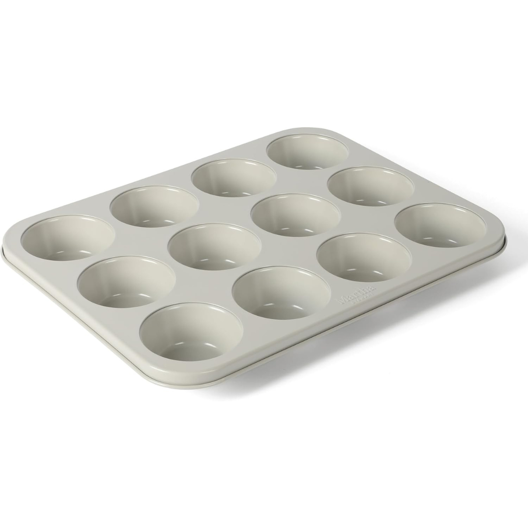 12 Cavity Non-stick Cupcake Pan Muffin Tray