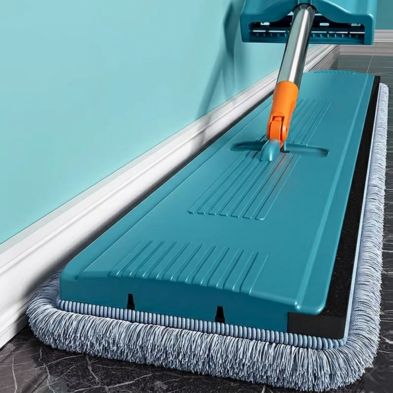 Hands-free Flat Floor Mop with Bucket, Self Squeezing Microfiber Mop