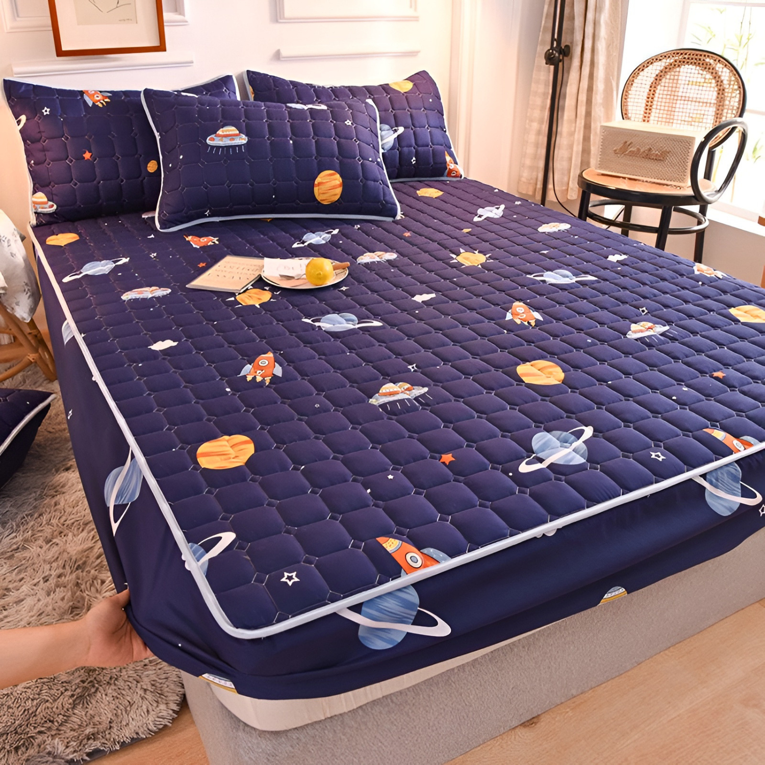 Quilted Waterproof Fitted Size Mattress Protector Bed Sheet with 2 Pillow Cases Astronaut