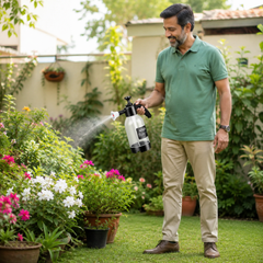 2 Liter Manual Pressure Water Sprayer Bottle for Gardening