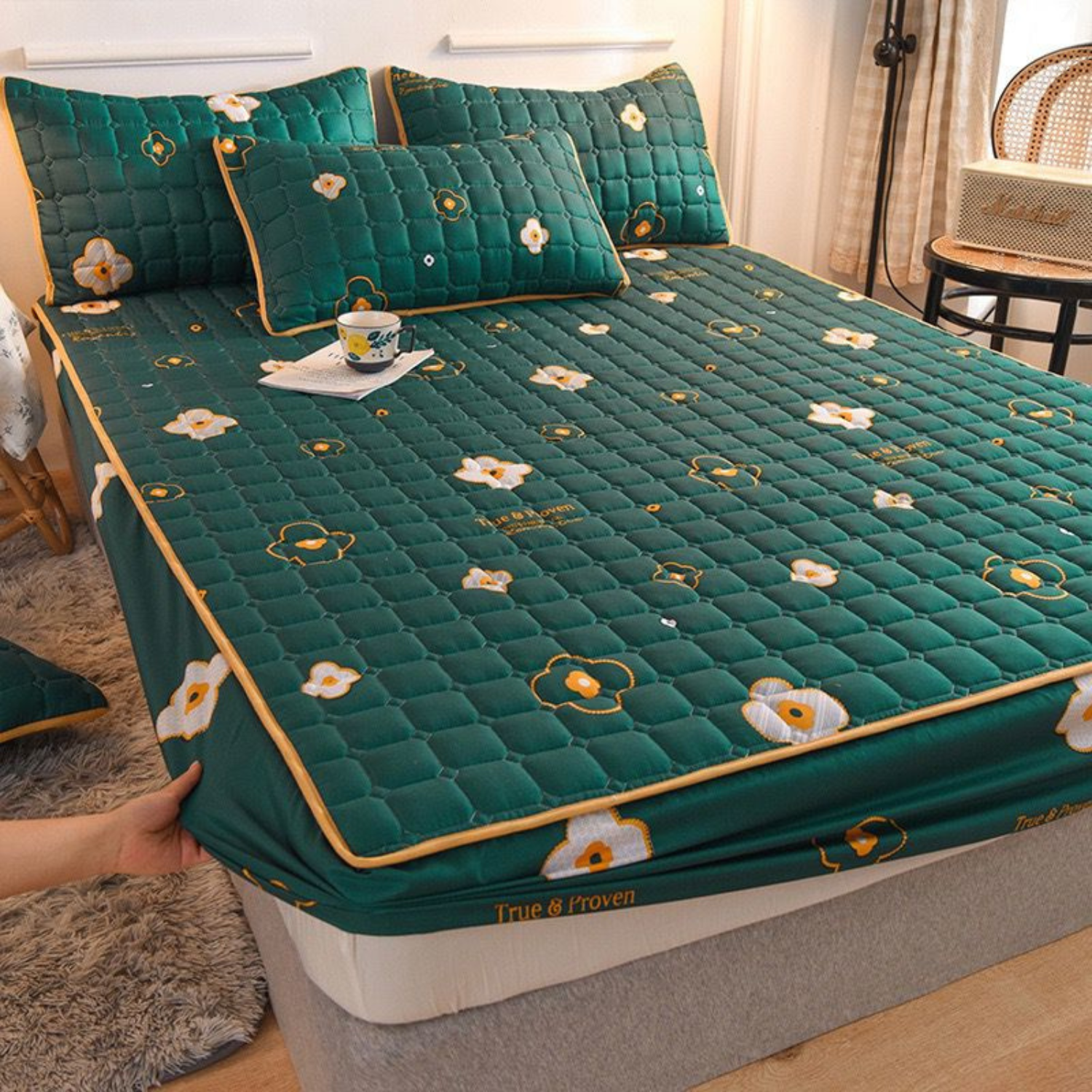 Quilted Waterproof Fitted Size Mattress Protector Bed Sheet with 2 Pillow Cases Green